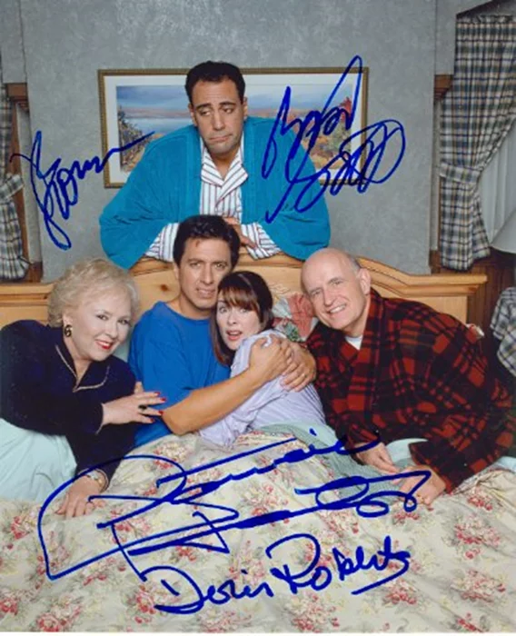 Everybody Loves Raymond autograph
