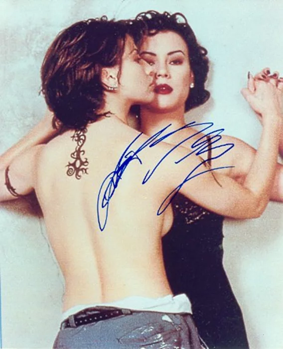Jennifer Tilly autograph