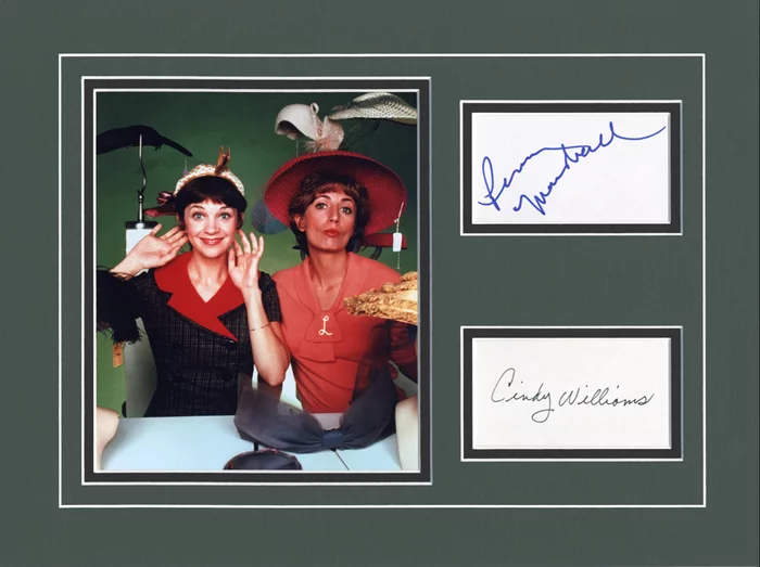Laverne & Shirley autograph