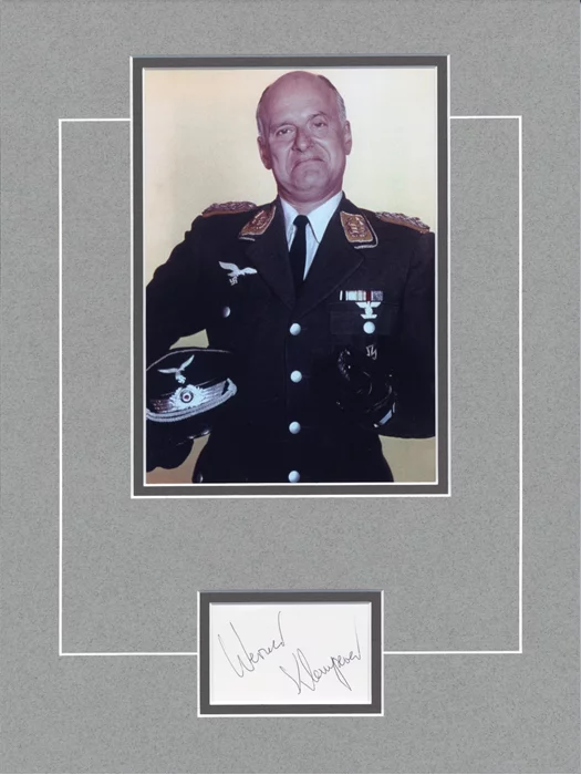 Werner Klemperer autograph