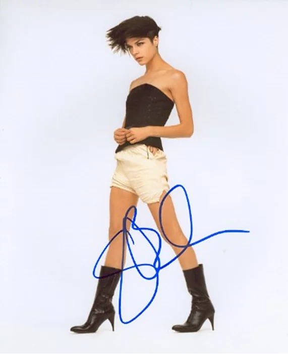 Selma Blair autograph