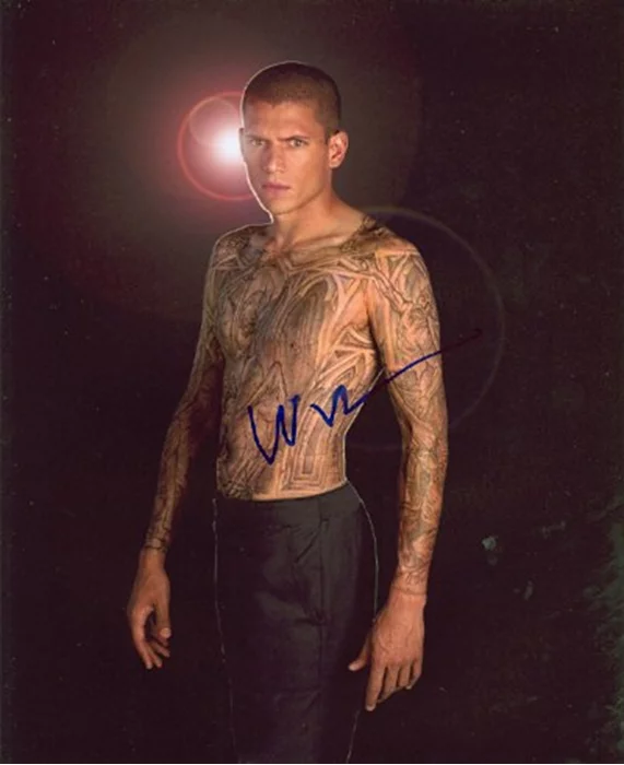 Wentworth Miller autograph