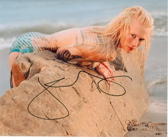 January Jones autograph