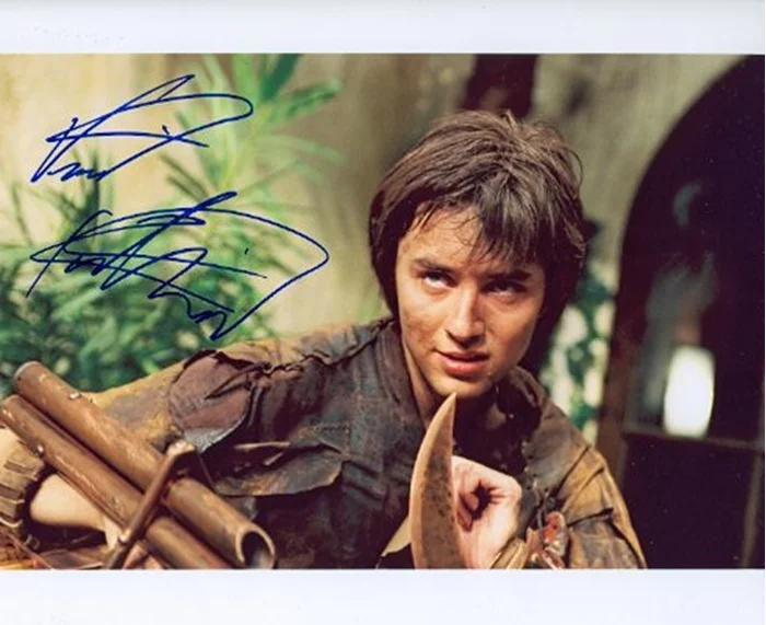 Vincent Kartheiser autograph
