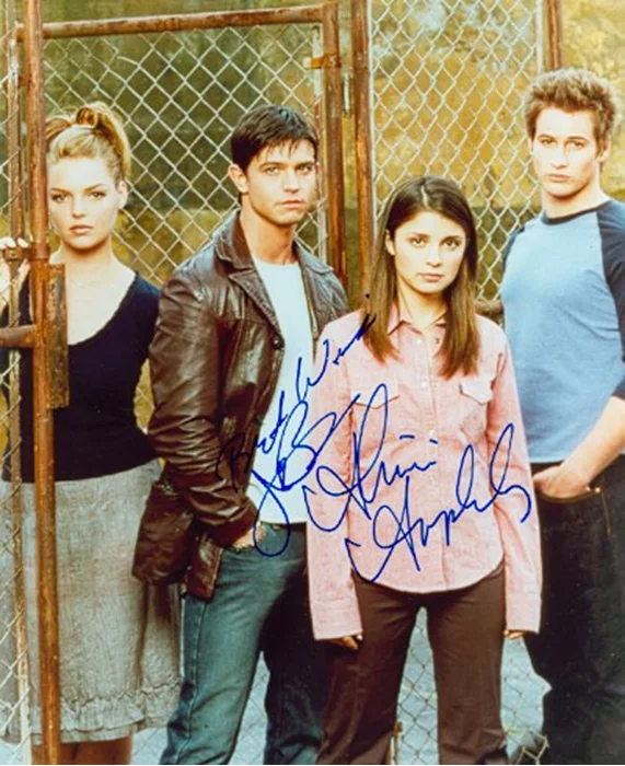 Roswell autograph