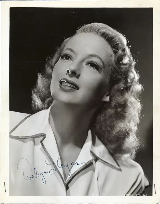 Evelyn Keyes autograph