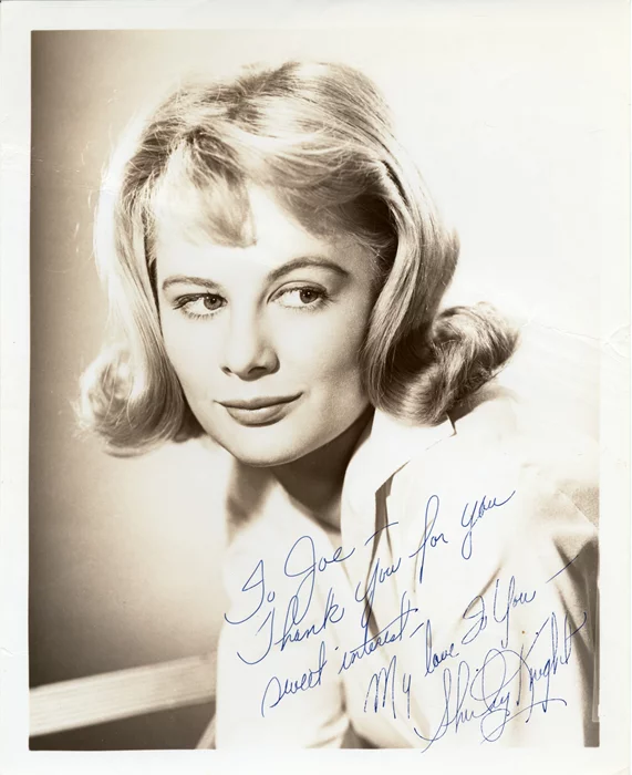 Shirley Knight autograph