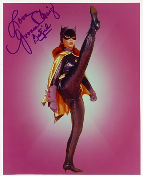 Yvonne Craig autograph
