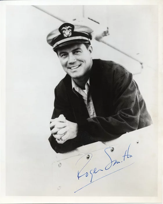 Roger Smith autograph