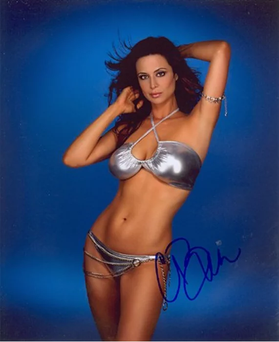 Catherine Bell autograph