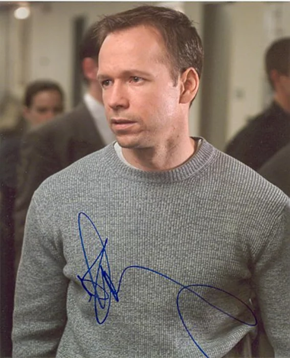 Donnie Wahlberg autograph