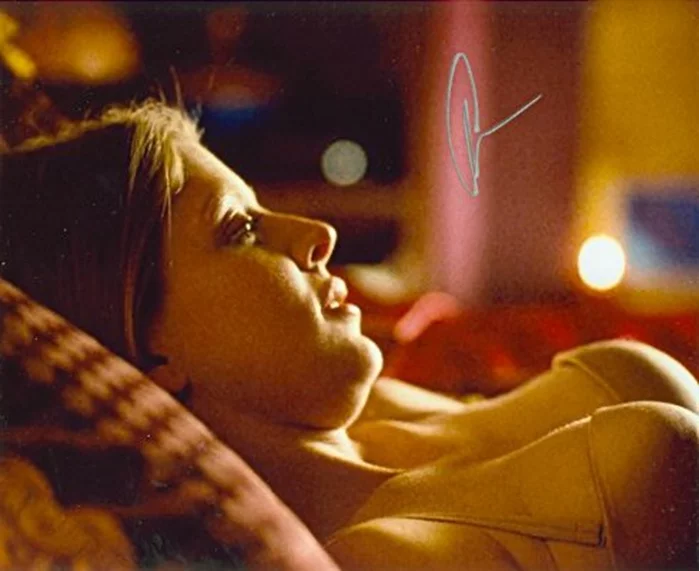 Amber Benson autograph