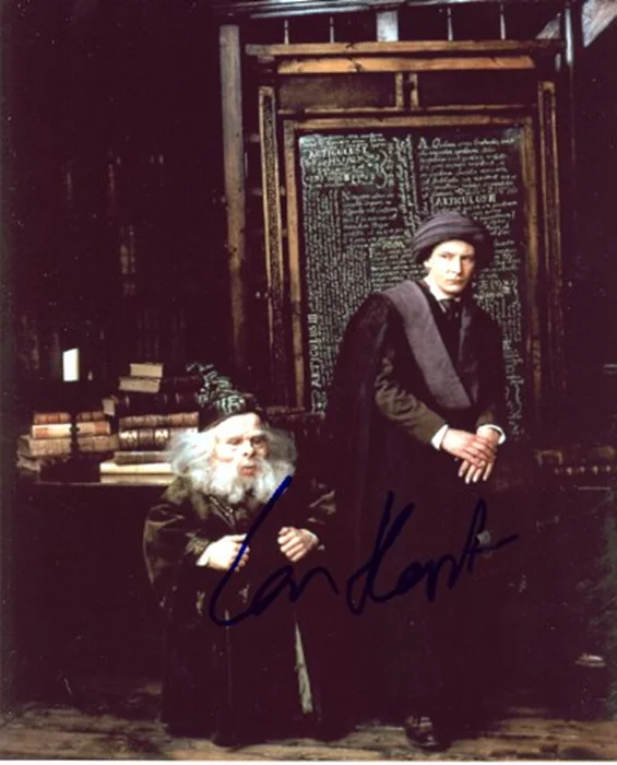 Ian Hart autograph