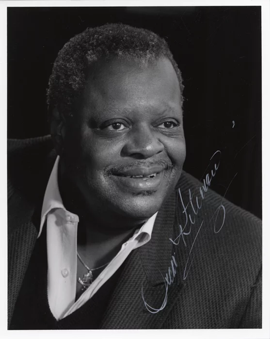 Oscar Peterson autograph