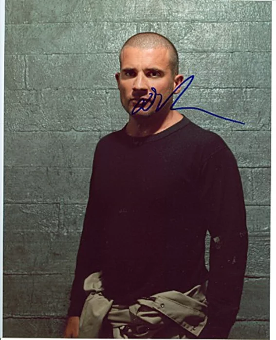 Dominic Purcell autograph