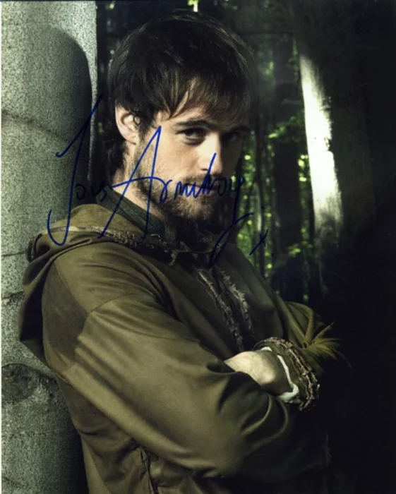 Jonas Armstrong autograph