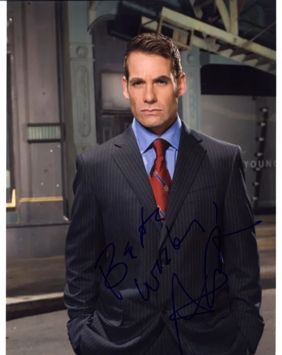 Adrian Pasdar autograph