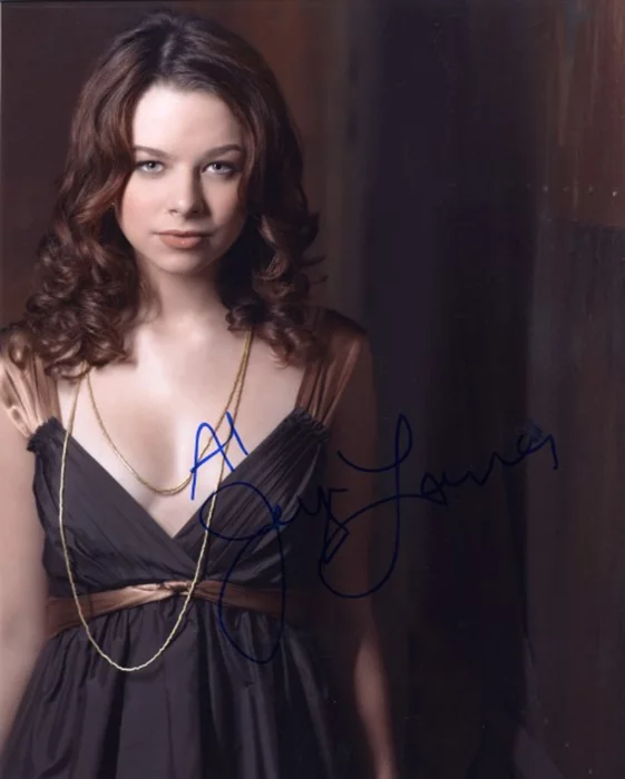 Joy Lauren autograph