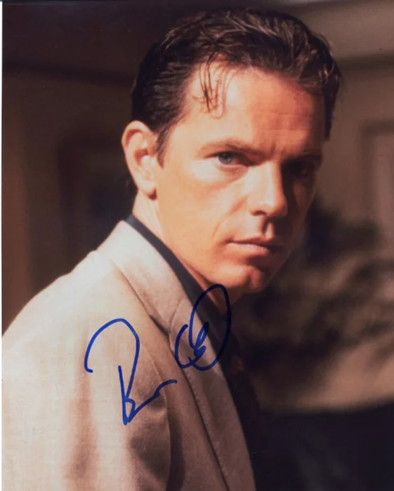 Bruce Greenwood autograph