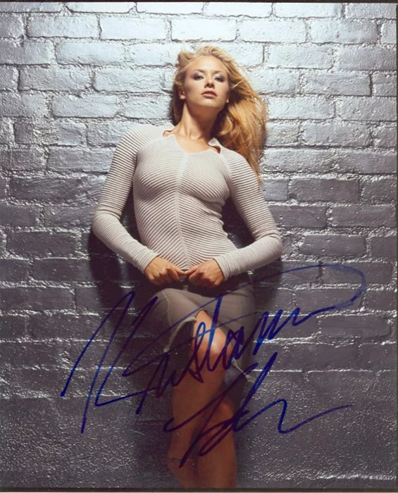 Kristanna Loken autograph