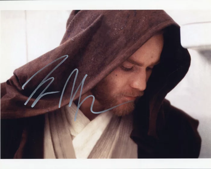 Ewan McGregor autograph