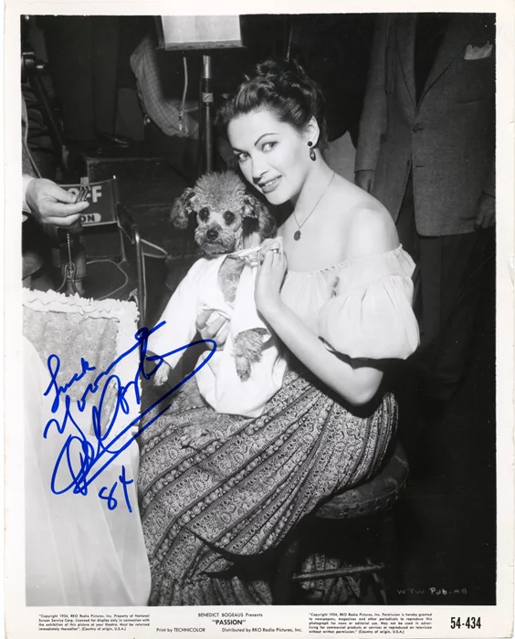 Yvonne DeCarlo autograph