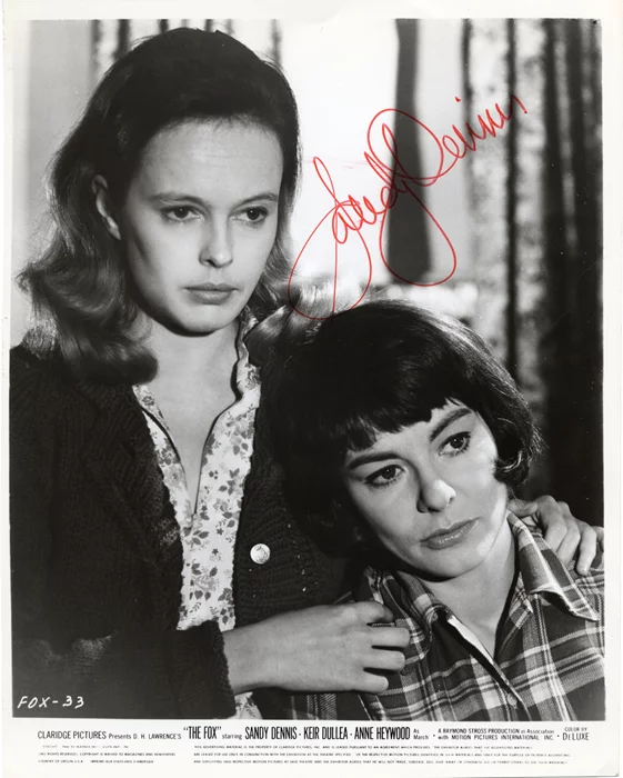Sandy Dennis autograph