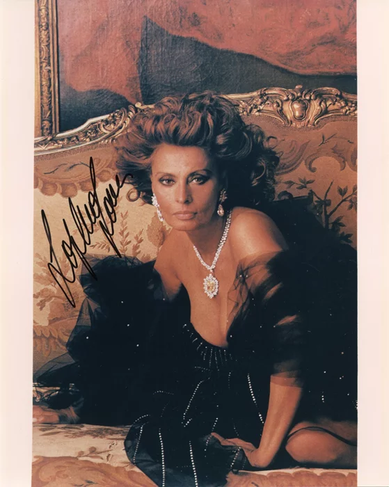 Sophia Loren autograph