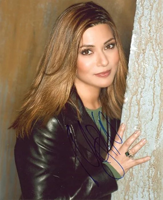Marisol Nichols autograph
