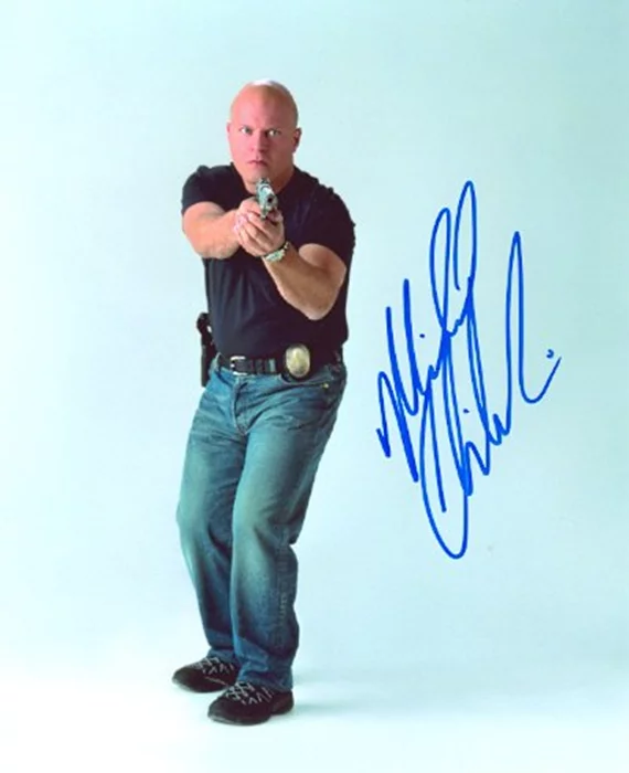 Michael Chiklis autograph