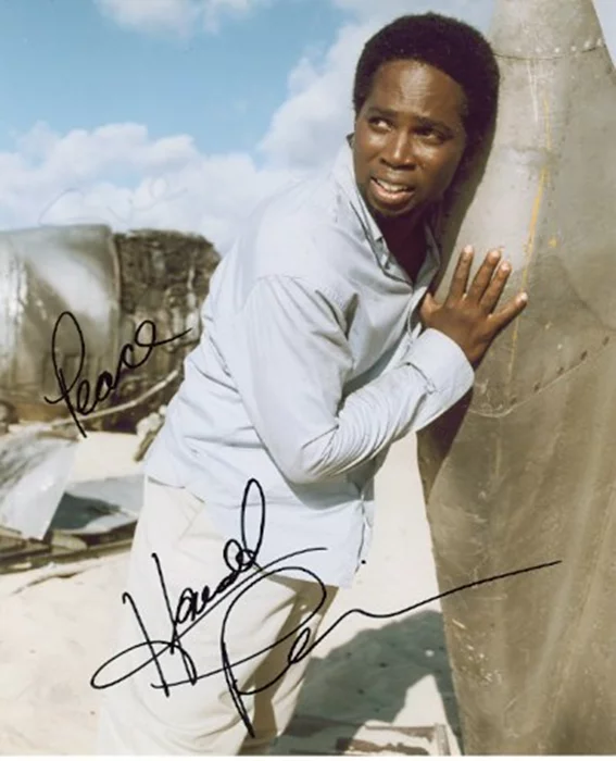 Harold Perrineau autograph