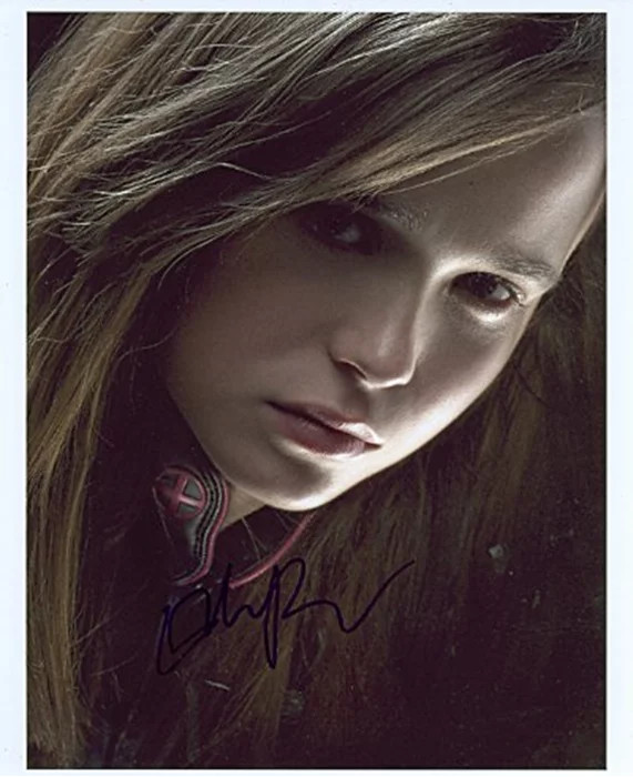 Ellen Page autograph