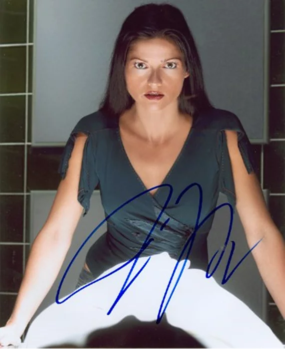 Jill Hennessy autograph