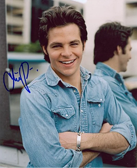 Chris Pine autograph