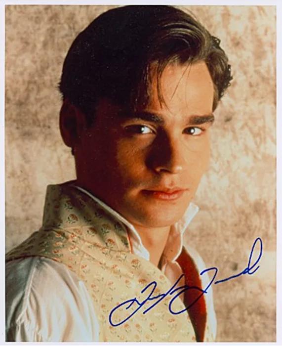 Robert Sean Leonard autograph