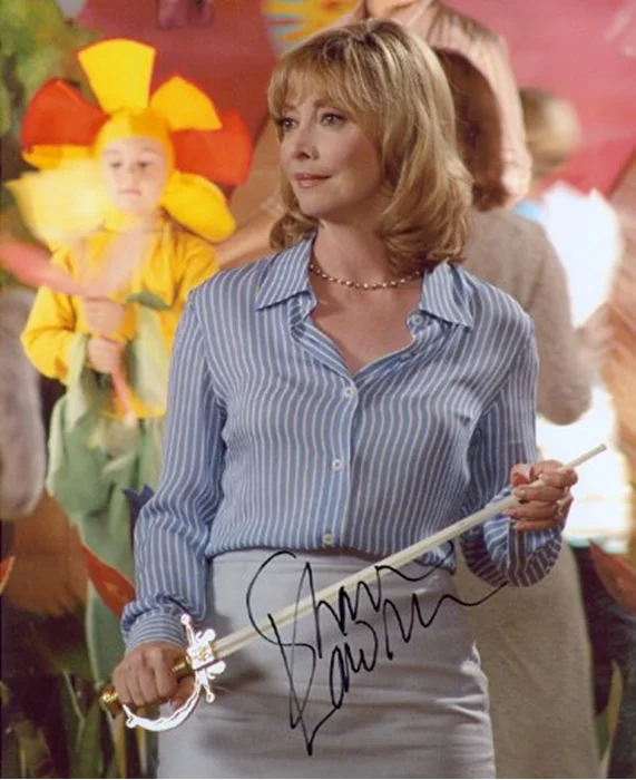Sharon Lawrence autograph