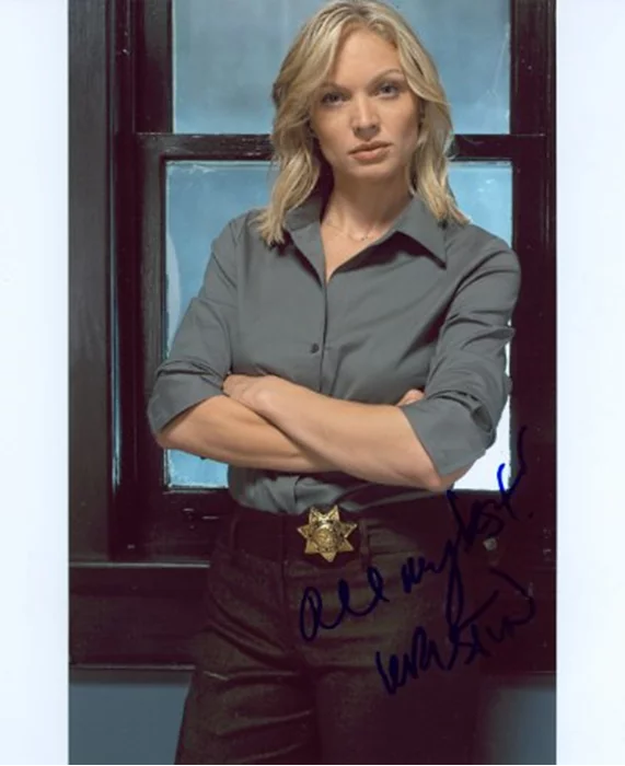 Kristin Lehman autograph