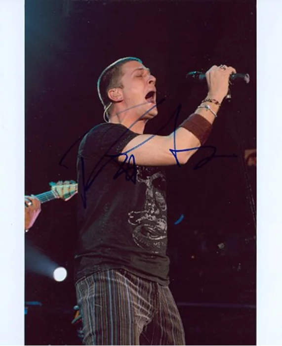 Rob Thomas autograph