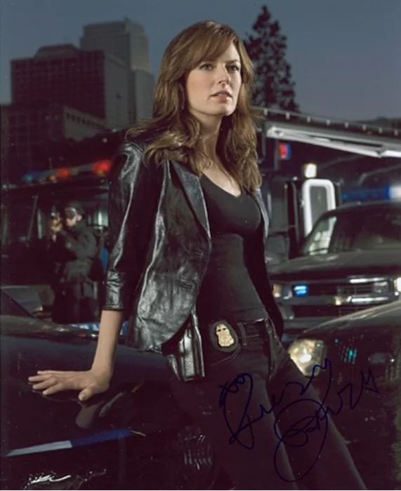 Rosemarie DeWitt autograph