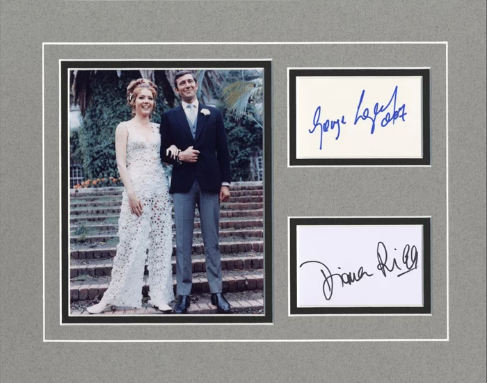 On Her Majesty's Secret Service autograph