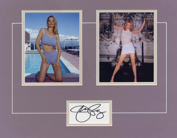 Jeri Ryan autograph