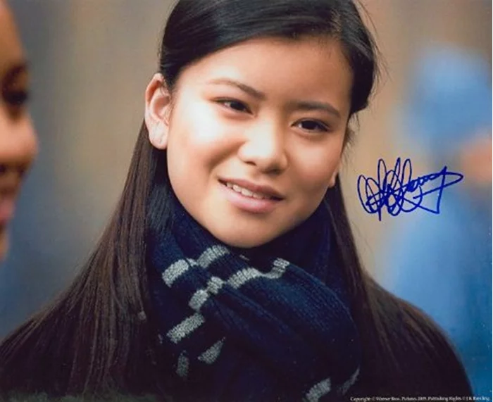 Katie Leung autograph