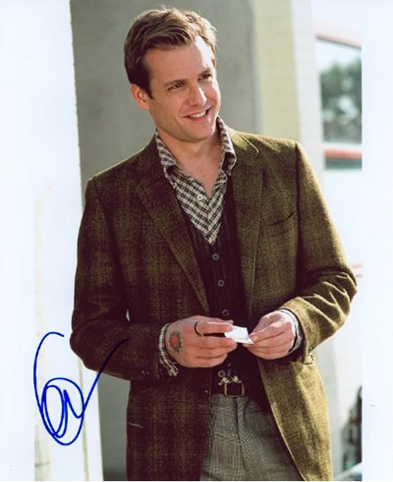 Gabriel Macht autograph