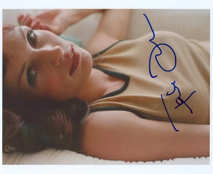 Famke Janssen autograph