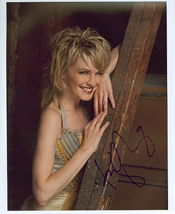 Kathryn Morris autograph