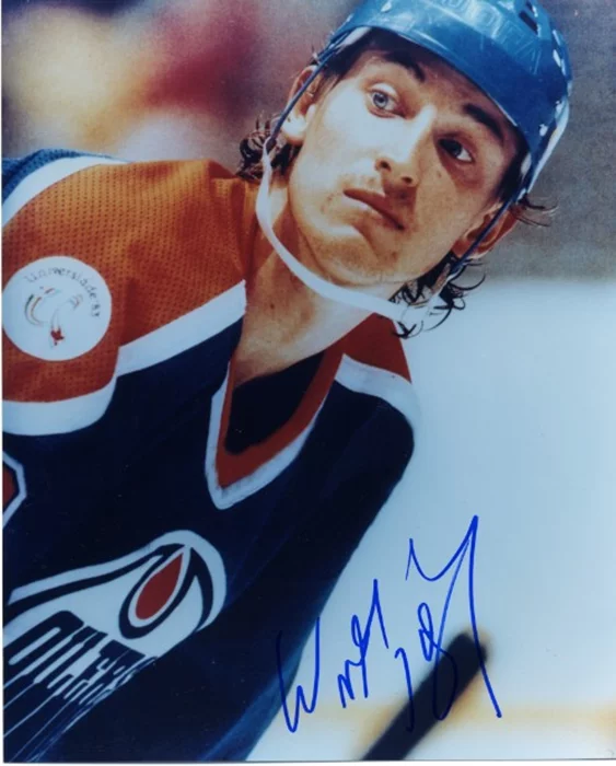 Wayne Gretzky autograph