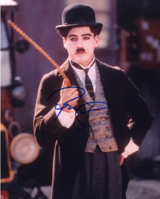 Robert Downey Jr. autograph
