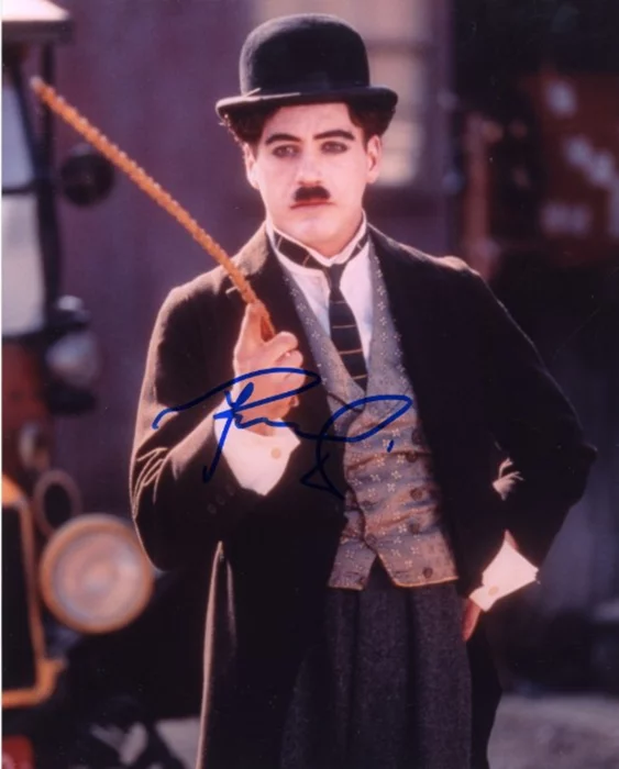 Robert Downey Jr. autograph