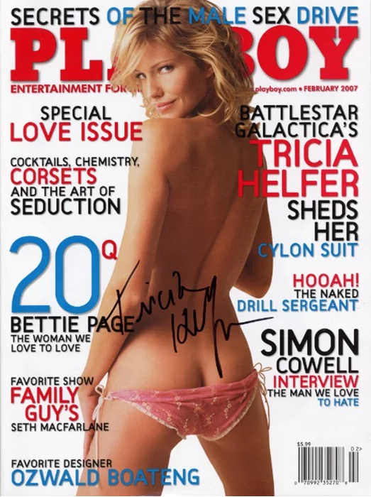Tricia Helfer autograph
