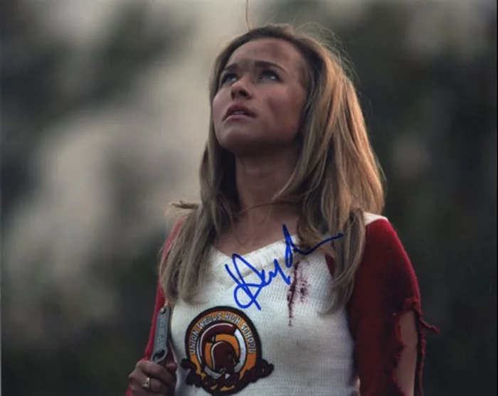 Hayden Panettiere autograph